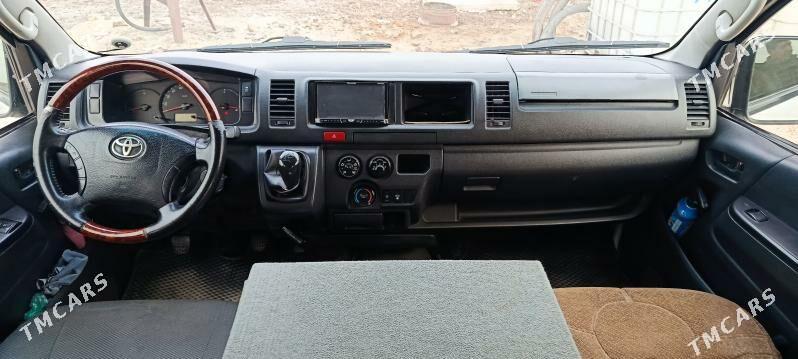 Toyota Hiace 2017 - 540 000 TMT - Türkmenbaşy - img 5
