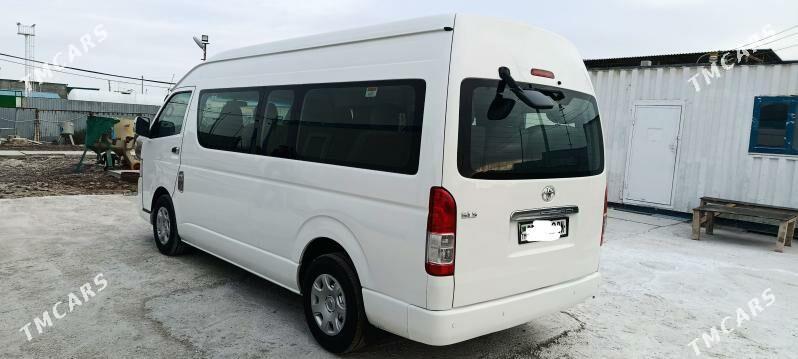 Toyota Hiace 2017 - 540 000 TMT - Türkmenbaşy - img 4