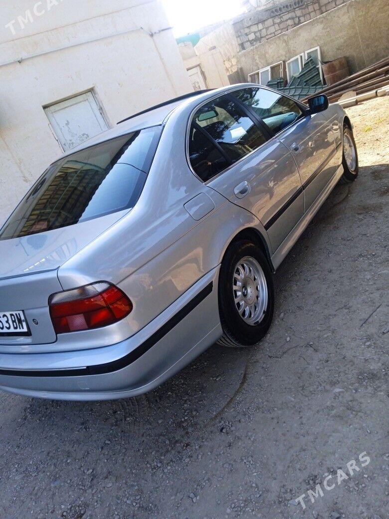 BMW E39 1998 - 110 000 TMT - Balkanabat - img 2