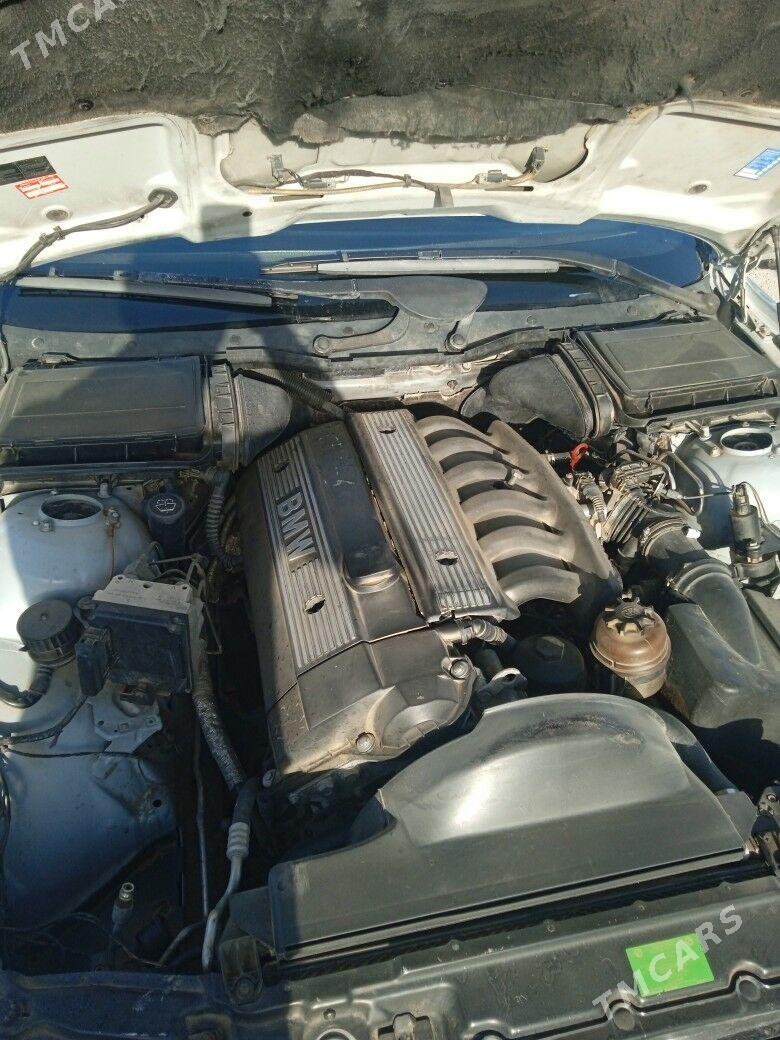 BMW E39 1998 - 110 000 TMT - Balkanabat - img 7