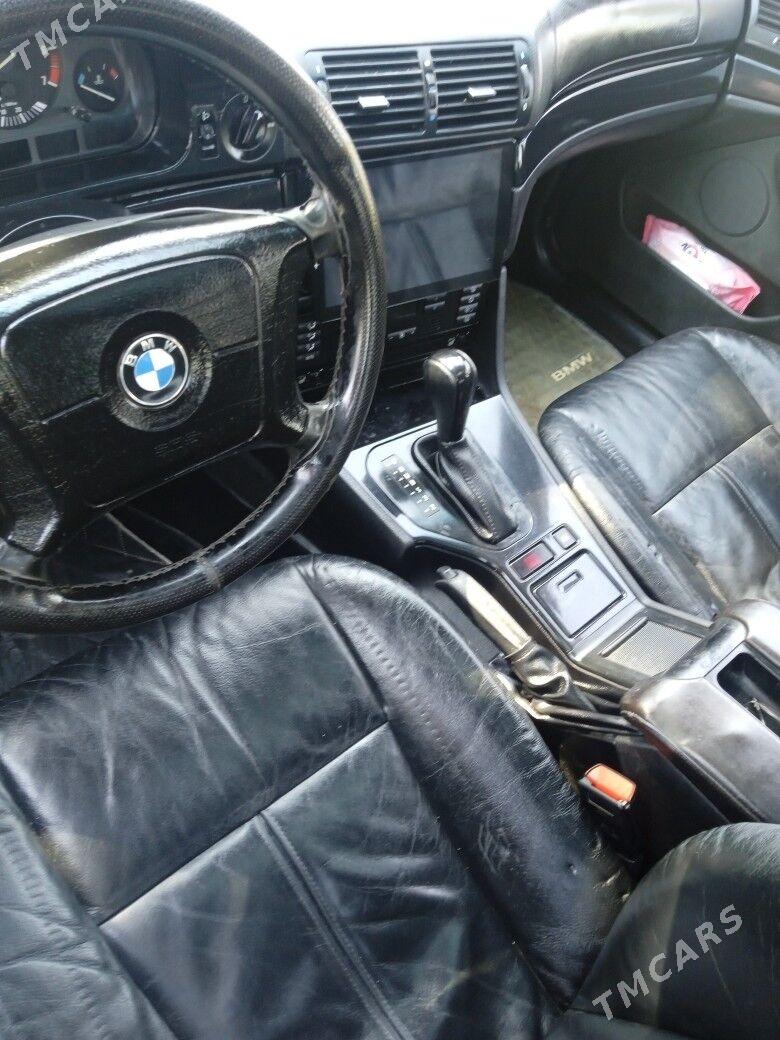 BMW E39 1998 - 110 000 TMT - Balkanabat - img 9