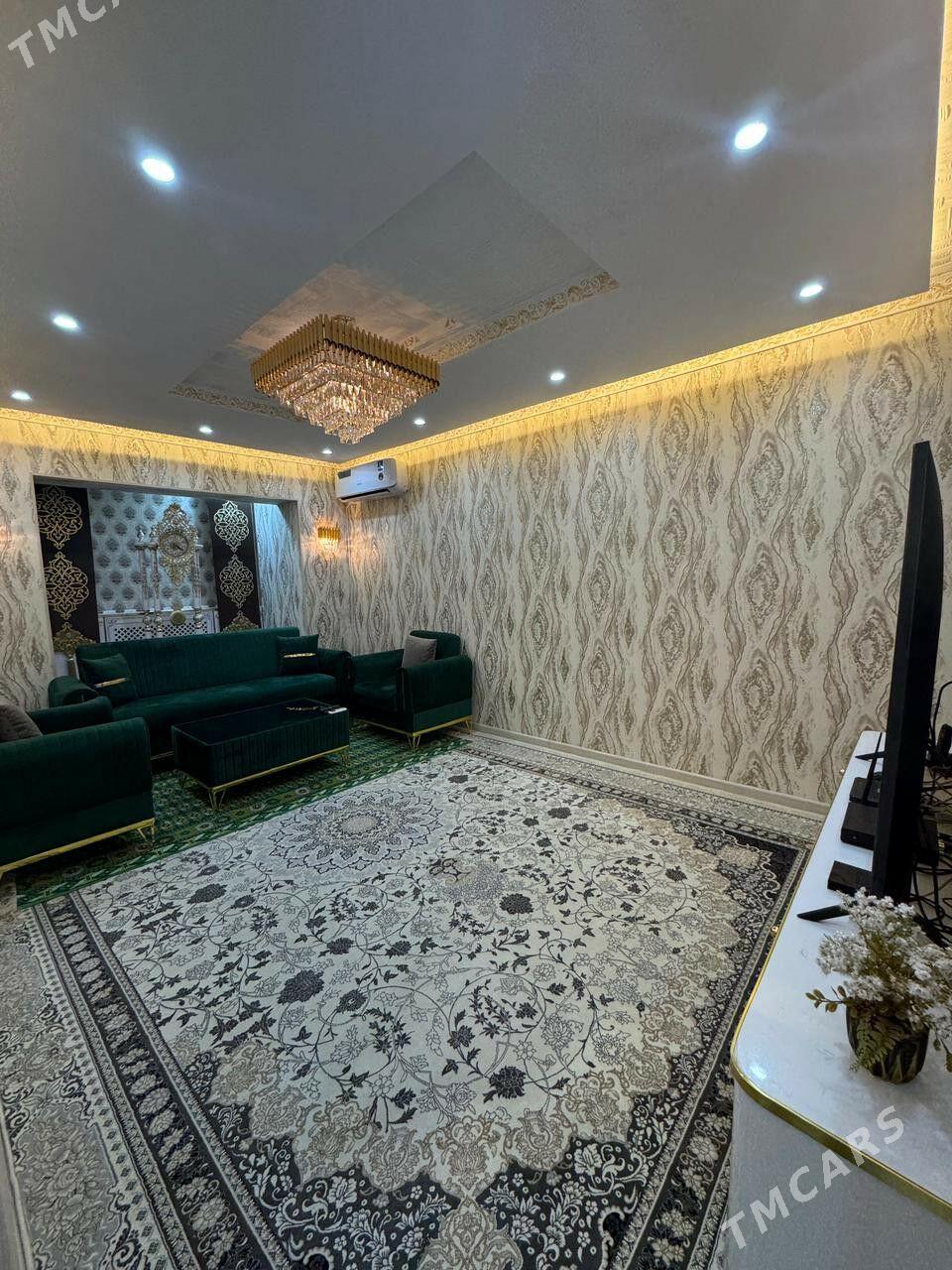 MIR 4  LYUKS - Ашхабад - img 2