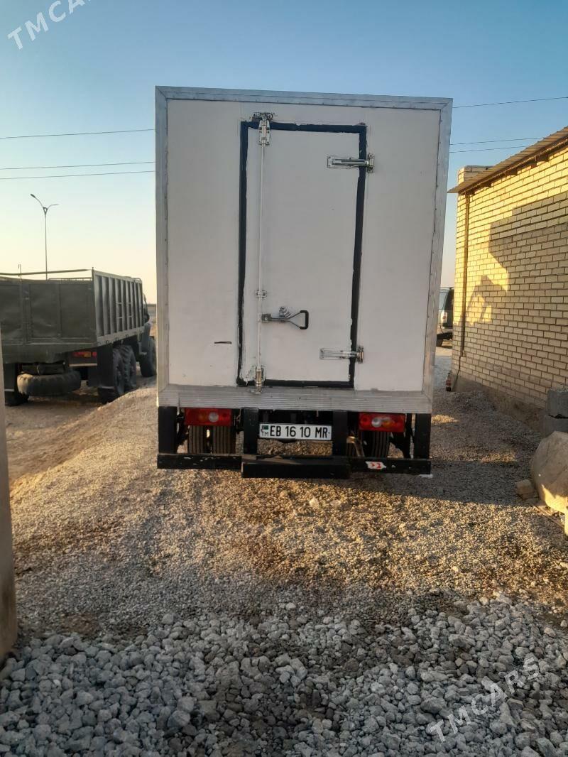 Mitsubishi Canter 2010 - 180 000 TMT - Mary - img 3