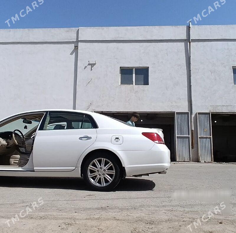 Toyota Avalon 2010 - 200 000 TMT - Baýramaly - img 2