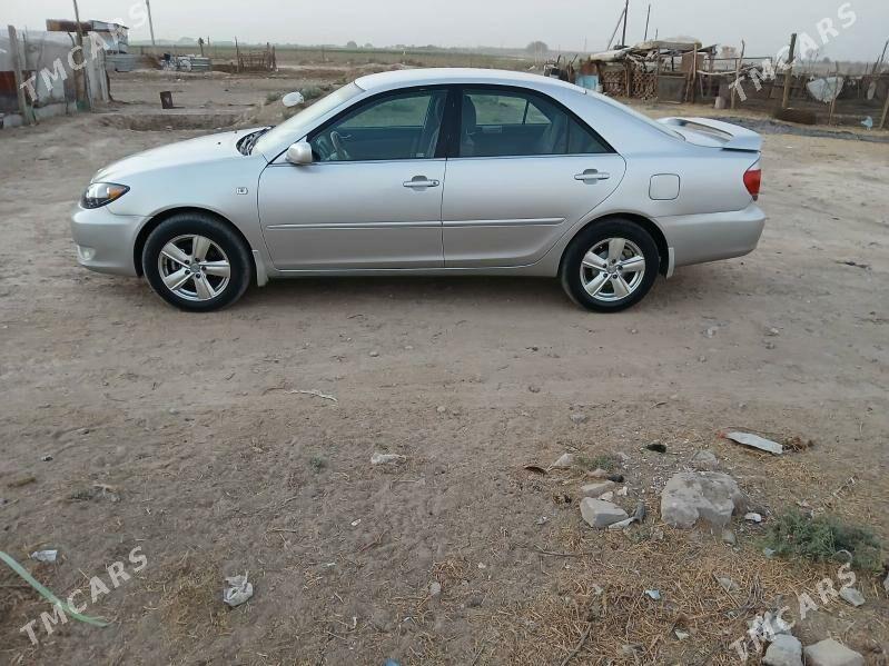 Toyota Camry 2004 - 166 000 TMT - Büzmeýin - img 2