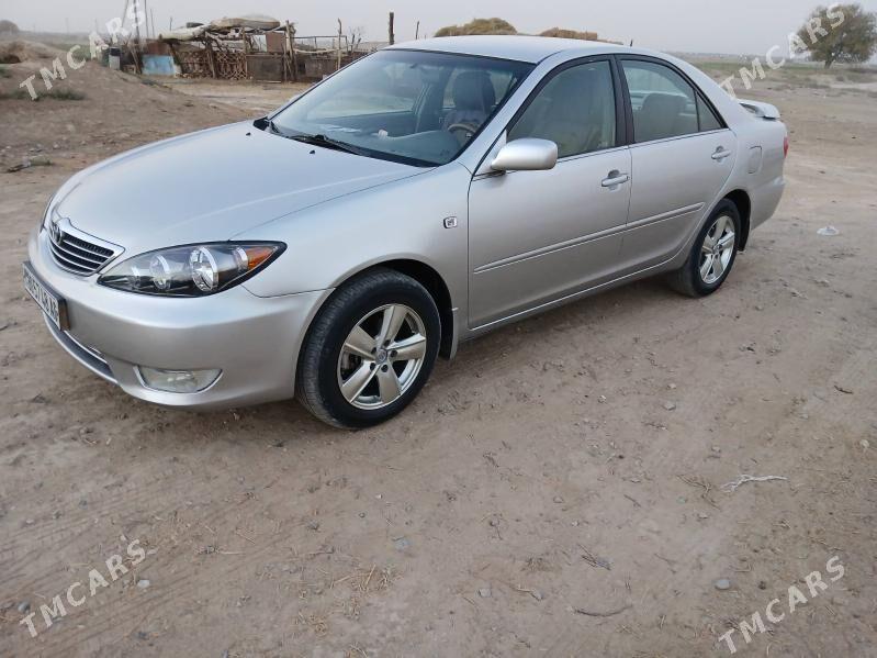 Toyota Camry 2004 - 166 000 TMT - Büzmeýin - img 8