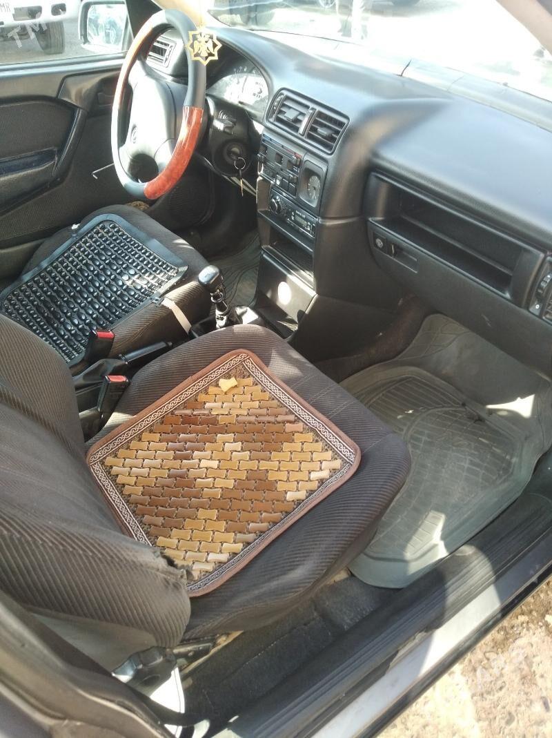 Opel Vectra 1990 - 37 000 TMT - Мары - img 3