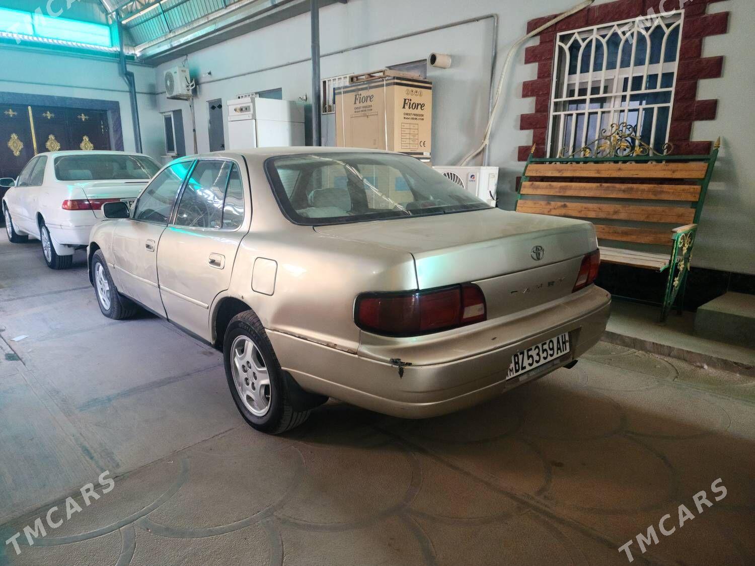Toyota Camry 1996 - 80 000 TMT - Теджен - img 4
