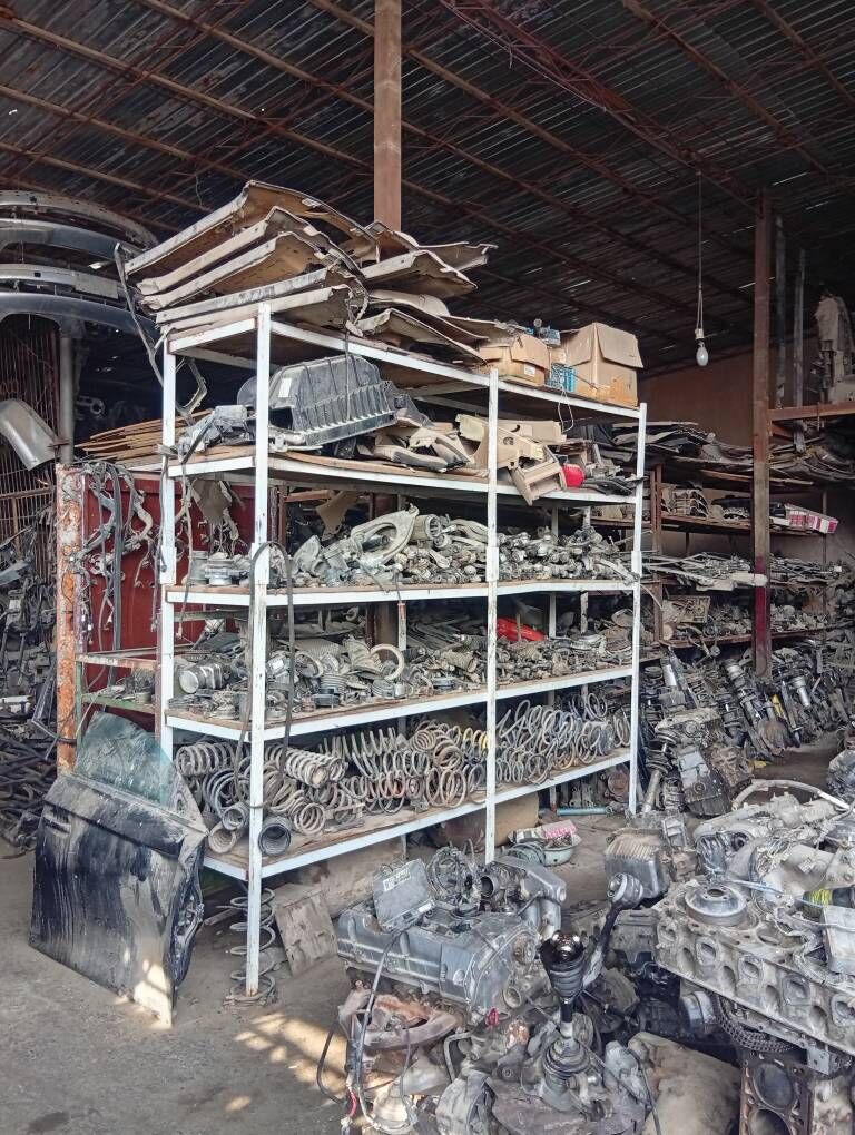 mersedes w BMW angar satlyk 4 000 TMT - Türkmenabat - img 5