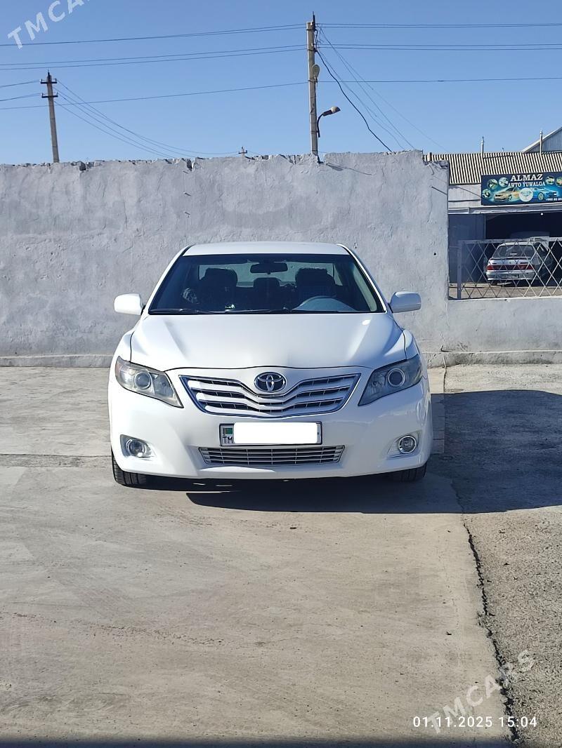 Toyota Camry 2011 - 220 000 TMT - Şatlyk - img 5