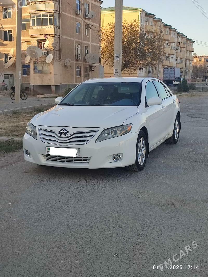 Toyota Camry 2011 - 220 000 TMT - Şatlyk - img 7