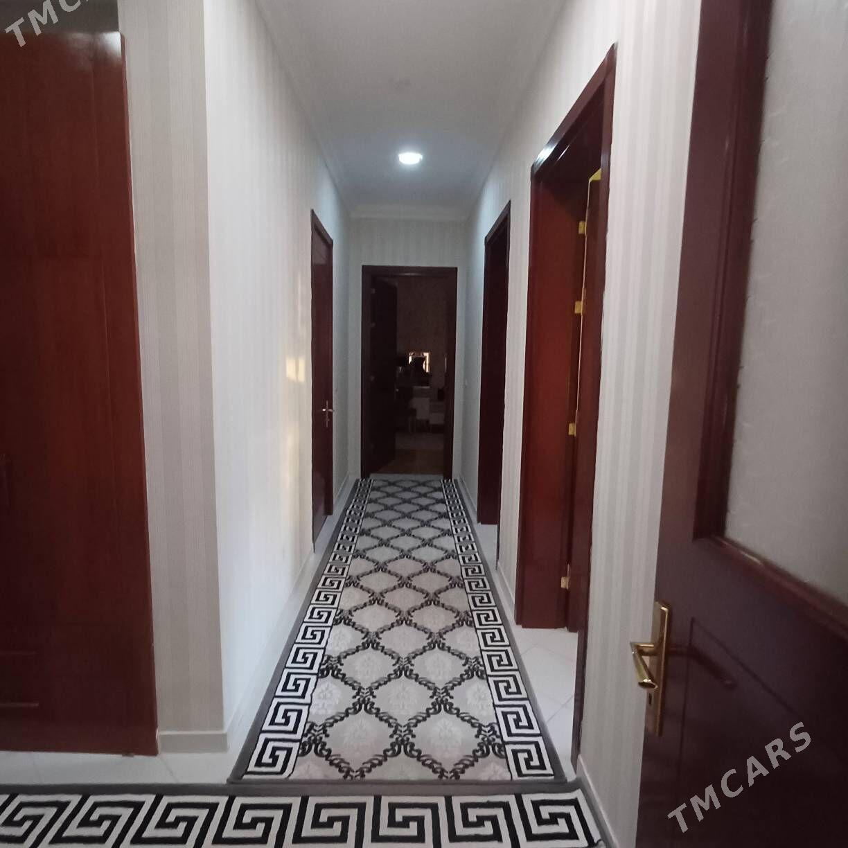 продам 3ком элитку - Podwoýski köç. (Bitarap Türkmenistan şaýoly) - img 2