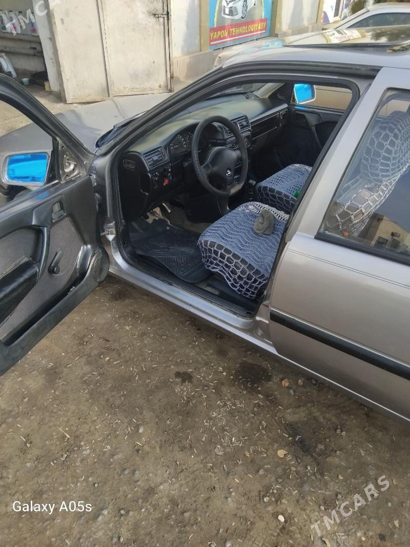 Opel Vectra 1992 - 48 000 TMT - Gubadag - img 6