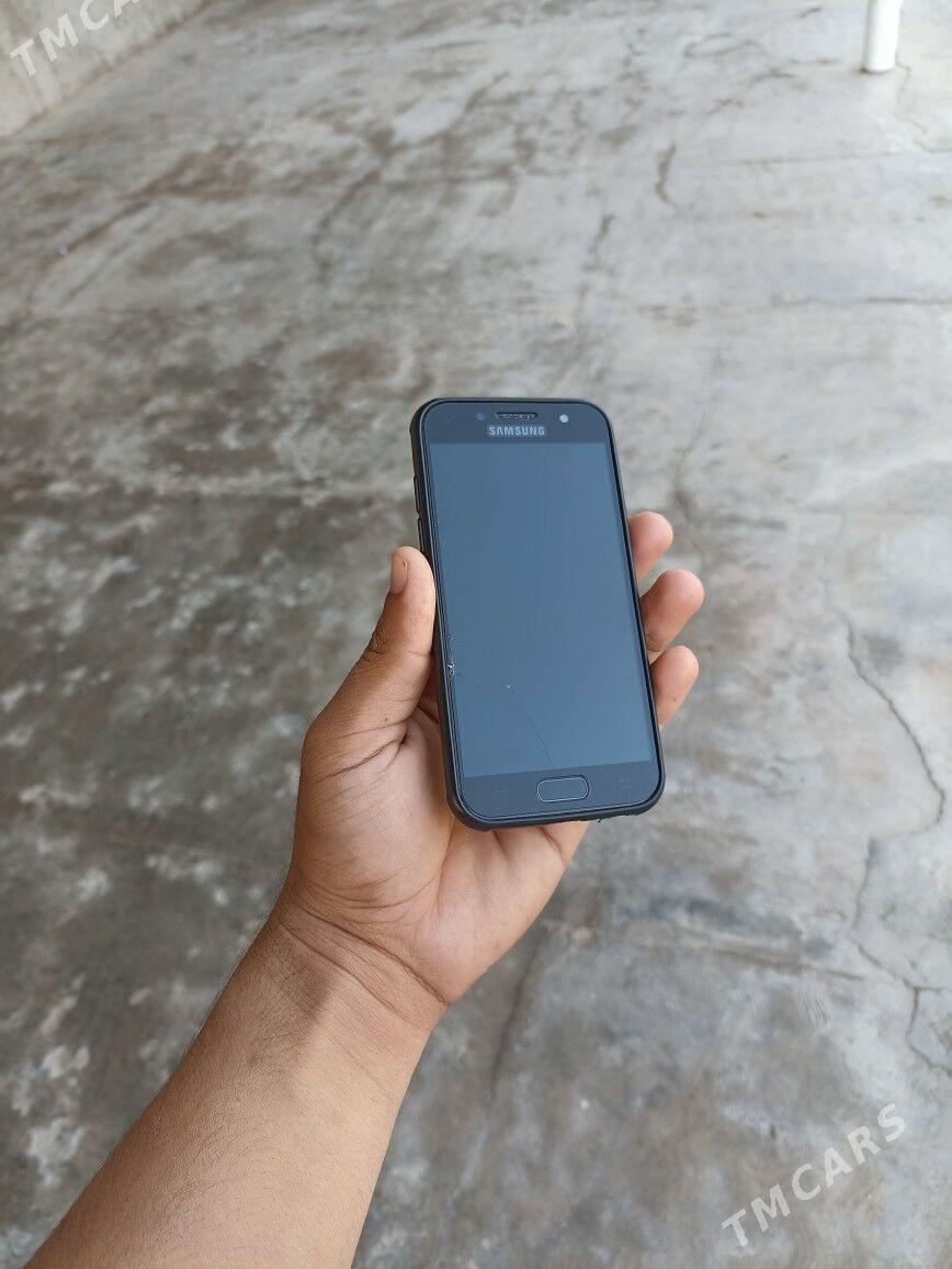 Samsyng A3 17 - Mary - img 2