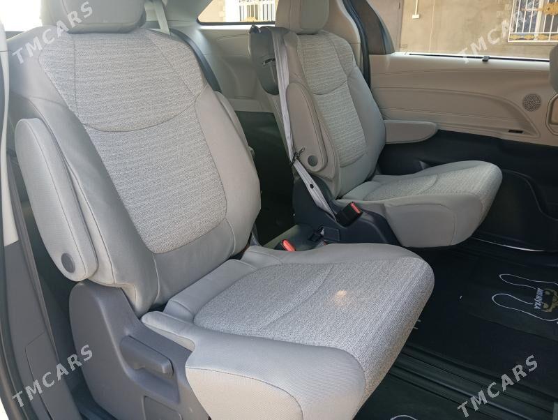 Toyota Sienna 2021 - 465 000 TMT - "Altyn Asyr" Gündogar bazary (Jygyllyk) - img 6