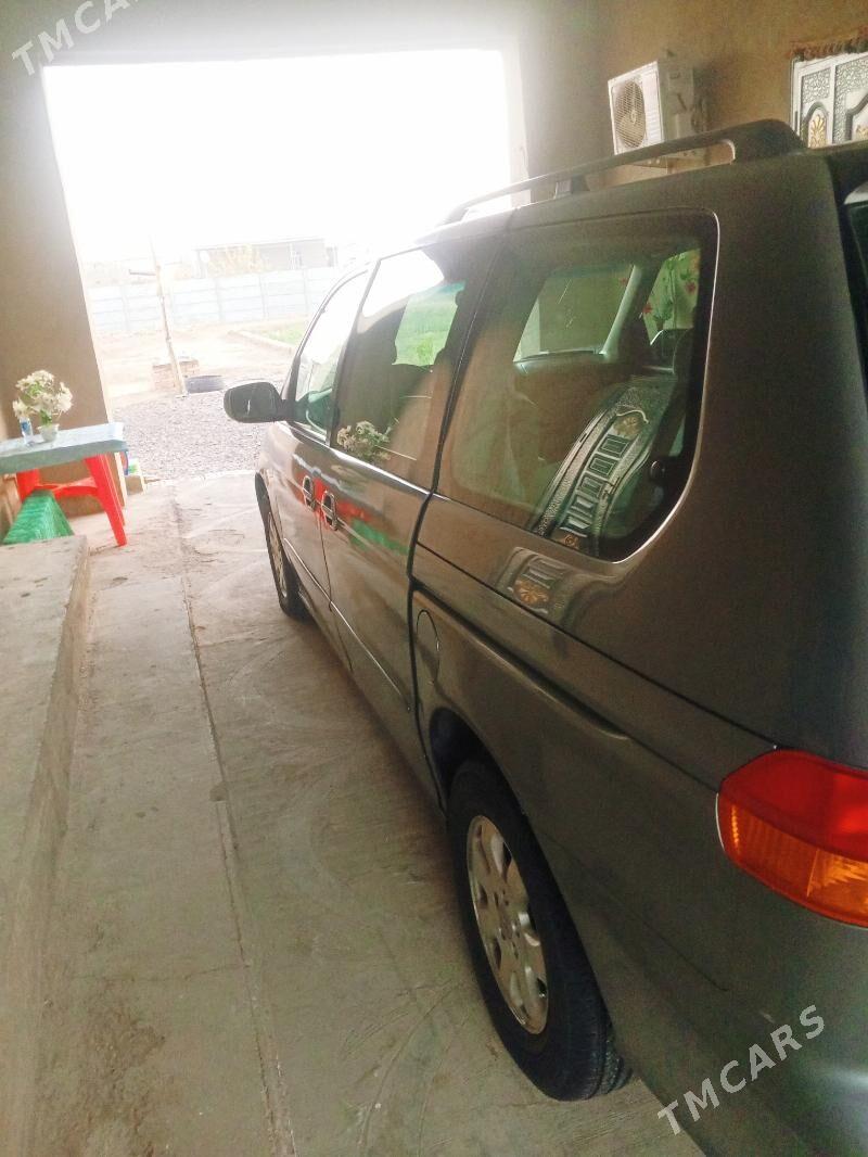 Toyota Sienna 2002 - 140 000 TMT - Туркменгала - img 4