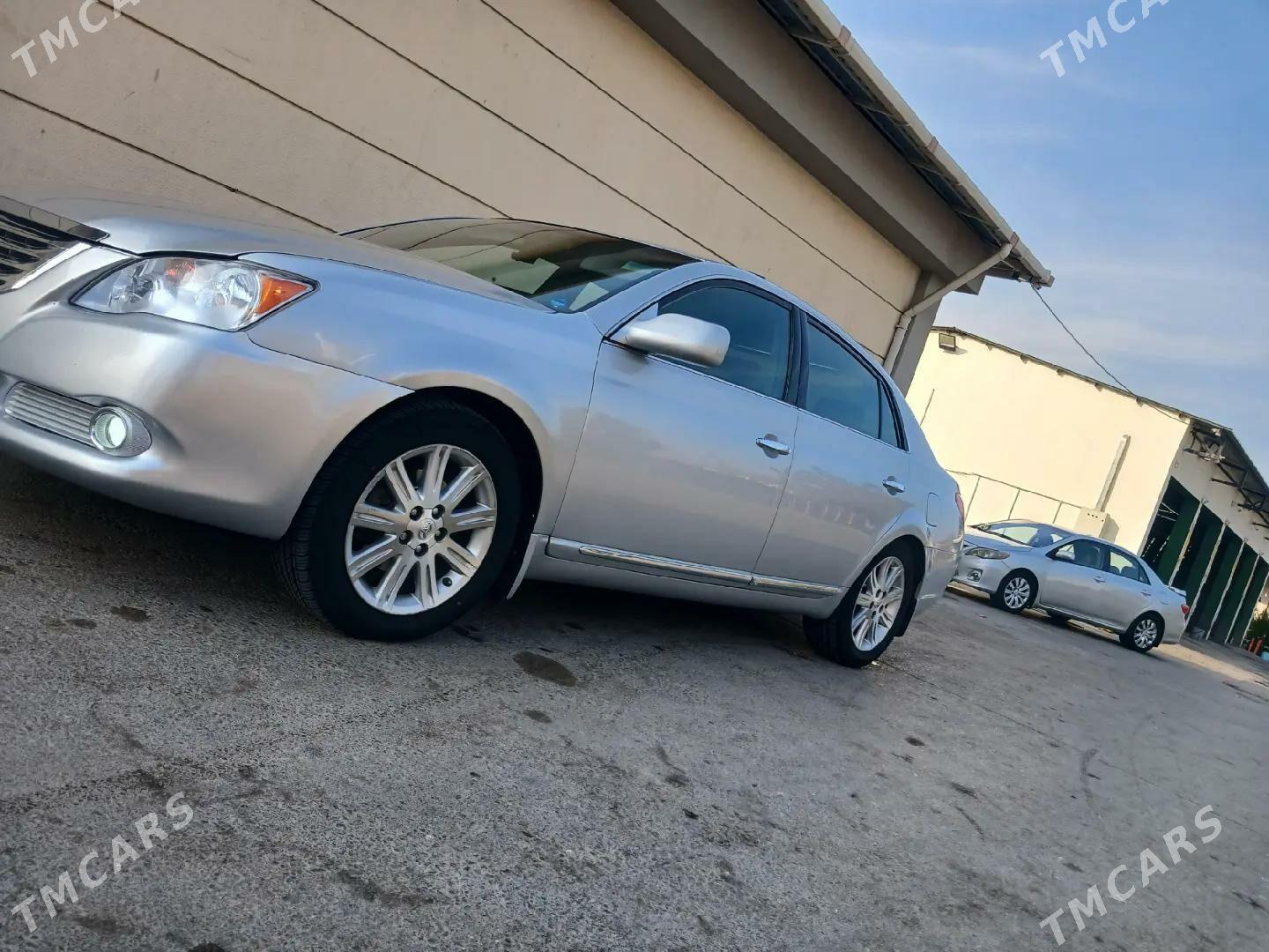 Toyota Avalon 2005 - 230 000 TMT - 2 мкр - img 1