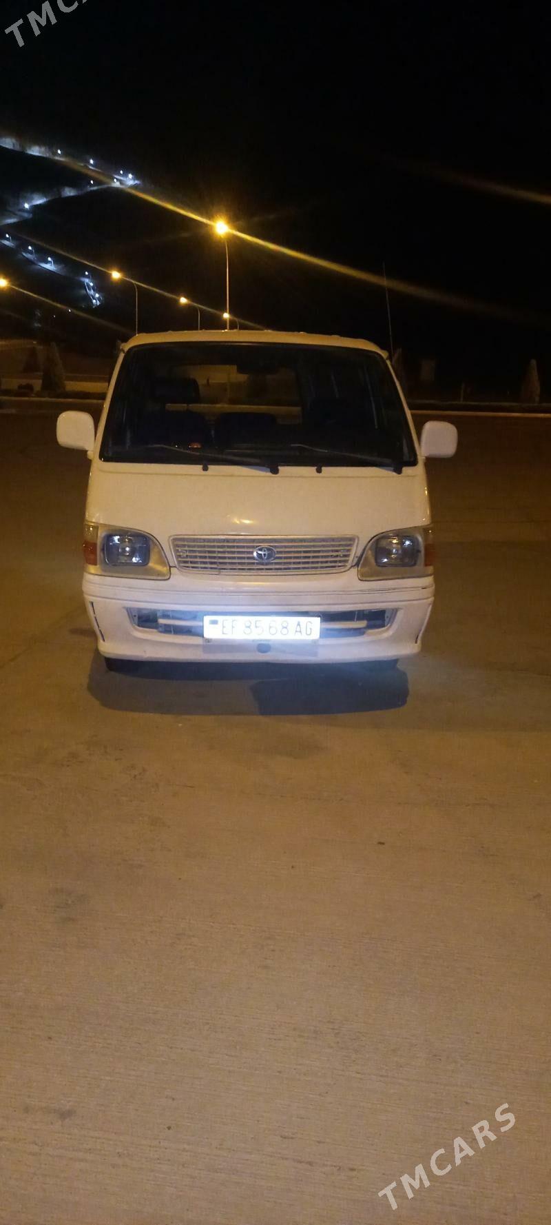 Toyota Hiace 2004 - 110 000 TMT - Ашхабад - img 4