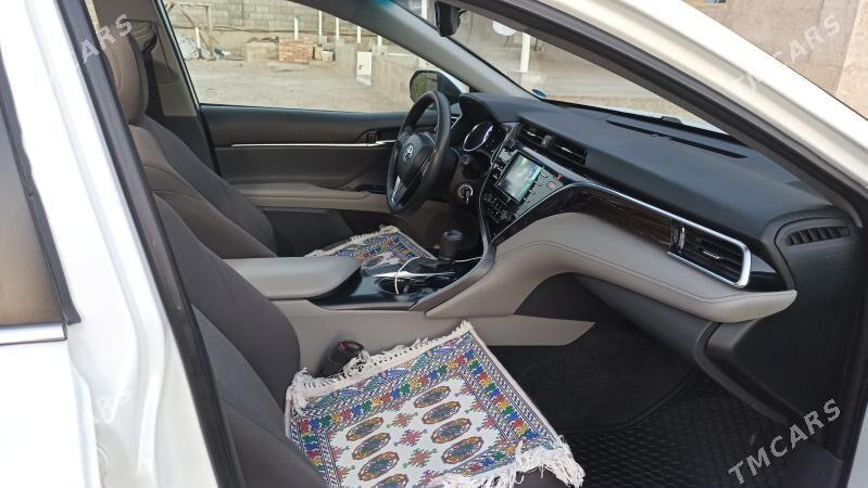 Toyota Camry 2018 - 260 000 TMT - Гызыларбат - img 8