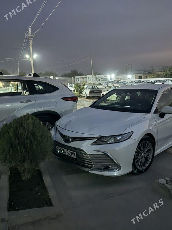 Toyota Camry 2019 - 240 000 TMT - Мары - img 4