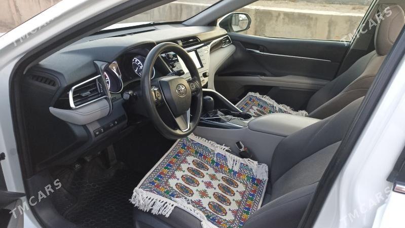 Toyota Camry 2018 - 260 000 TMT - Гызыларбат - img 10