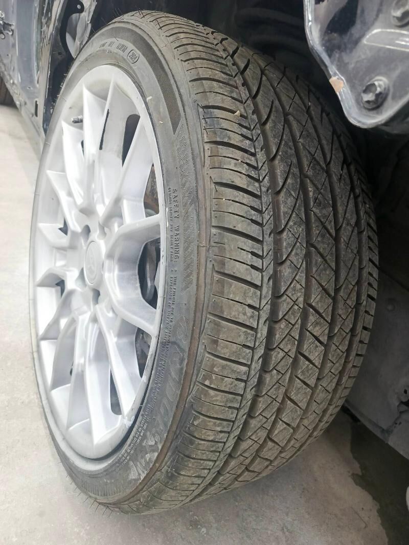 BRIDGESTONE 235 45 18 235 40 19 1 900 TMT - Ашхабад - img 1