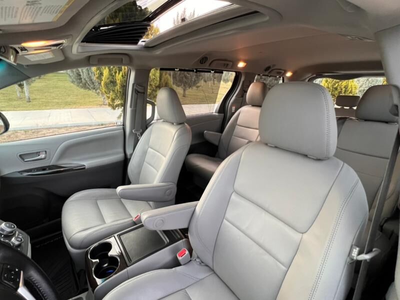 Toyota Sienna 2017 - 450 000 TMT - Aşgabat - img 8