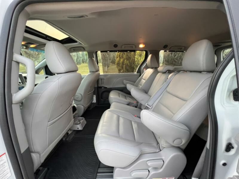 Toyota Sienna 2017 - 450 000 TMT - Aşgabat - img 9