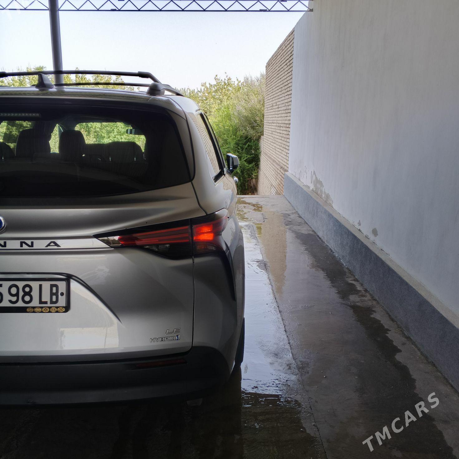 Toyota Sienna 2022 - 445 000 TMT - Халач - img 8