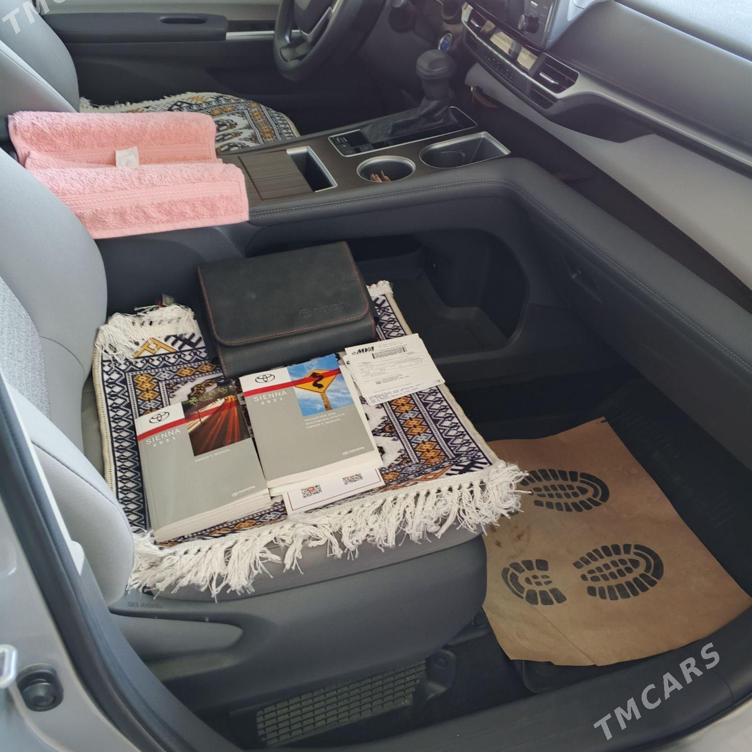 Toyota Sienna 2022 - 445 000 TMT - Халач - img 5