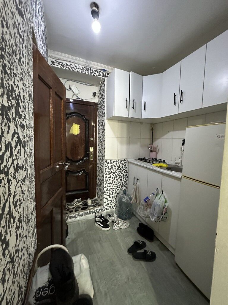 Гостинка 3эт 1ком 32м2 Срочн - Aşgabat - img 2