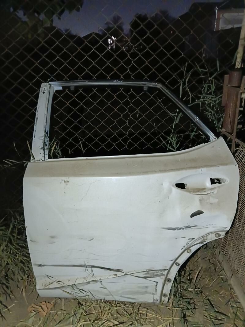 lexsus gapy cep tarap 2 000 TMT - Мары - img 2