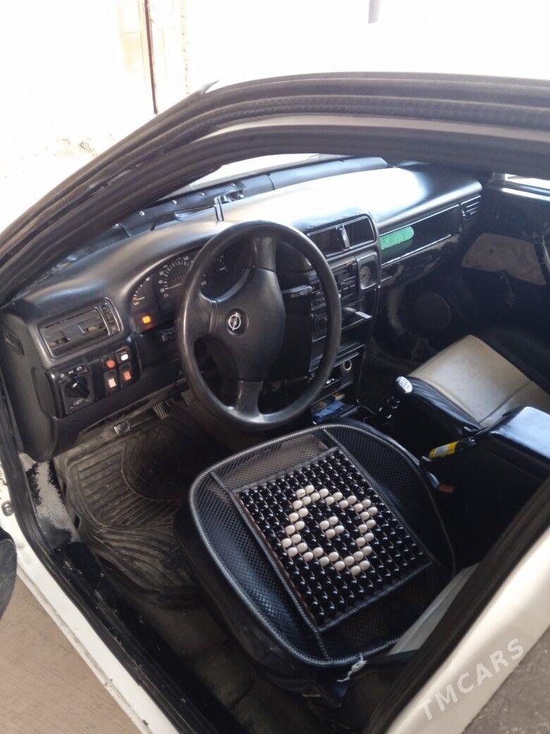 Opel Vectra 1990 - 32 000 TMT - Туркменабат - img 3