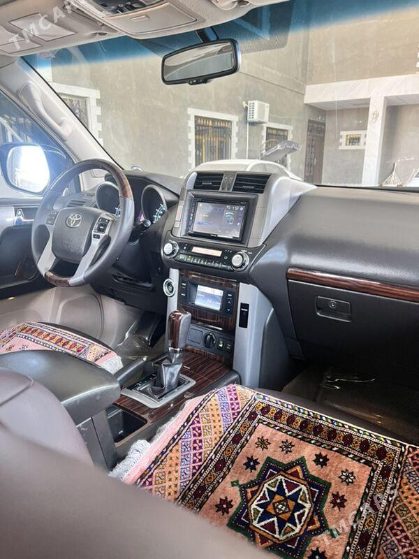 Toyota Land Cruiser Prado 2010 - 780 000 TMT - Мары - img 4