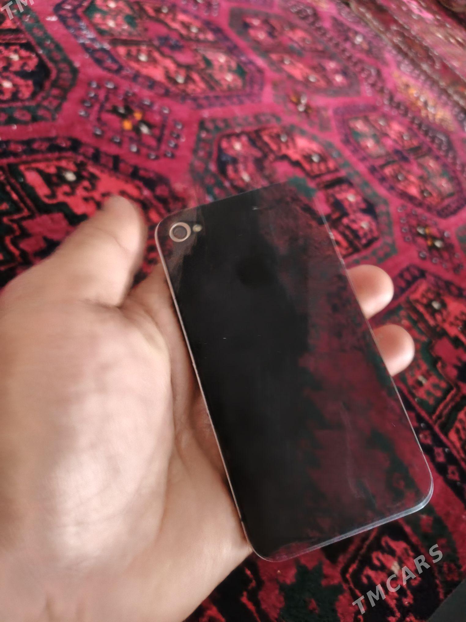 iphone 4 - Kerki - img 2