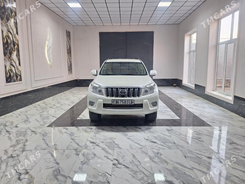 Toyota Land Cruiser Prado 2013 - 535 000 TMT - Дянев - img 1