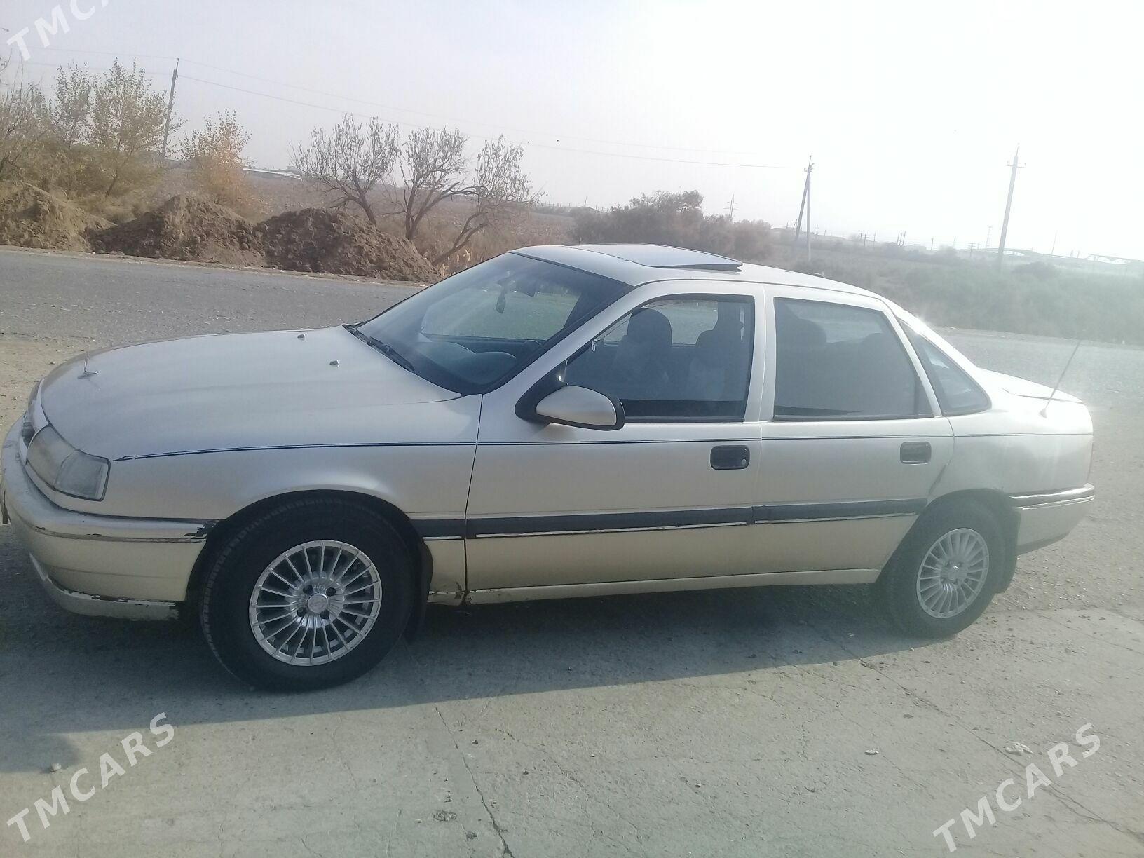 Opel Vectra 1990 - 36 000 TMT - Dänew - img 2