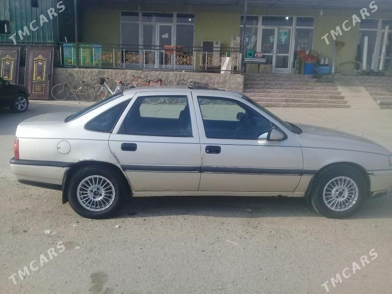 Opel Vectra 1990 - 36 000 TMT - Dänew - img 4