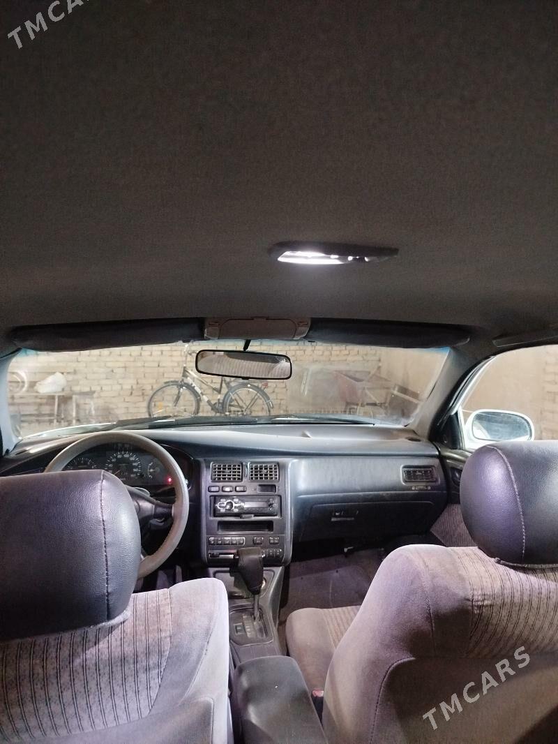 Toyota Corona 1995 - 70 000 TMT - Халач - img 4