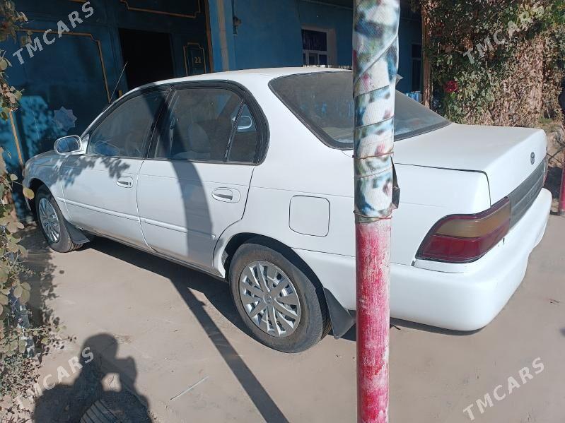 Toyota Corolla 1994 - 70 000 TMT - Кёнеургенч - img 4