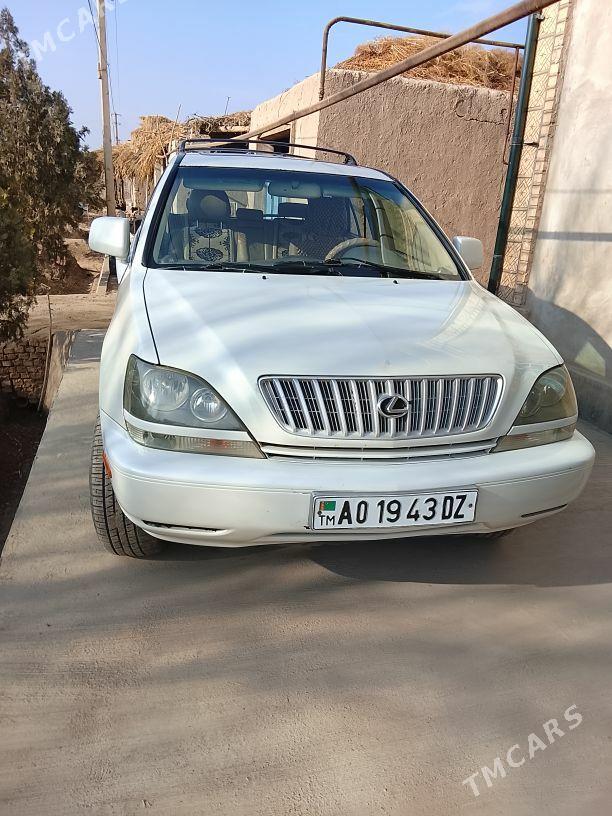 Lexus RX 300 1999 - 220 000 TMT - Гурбансолтан Едже - img 4