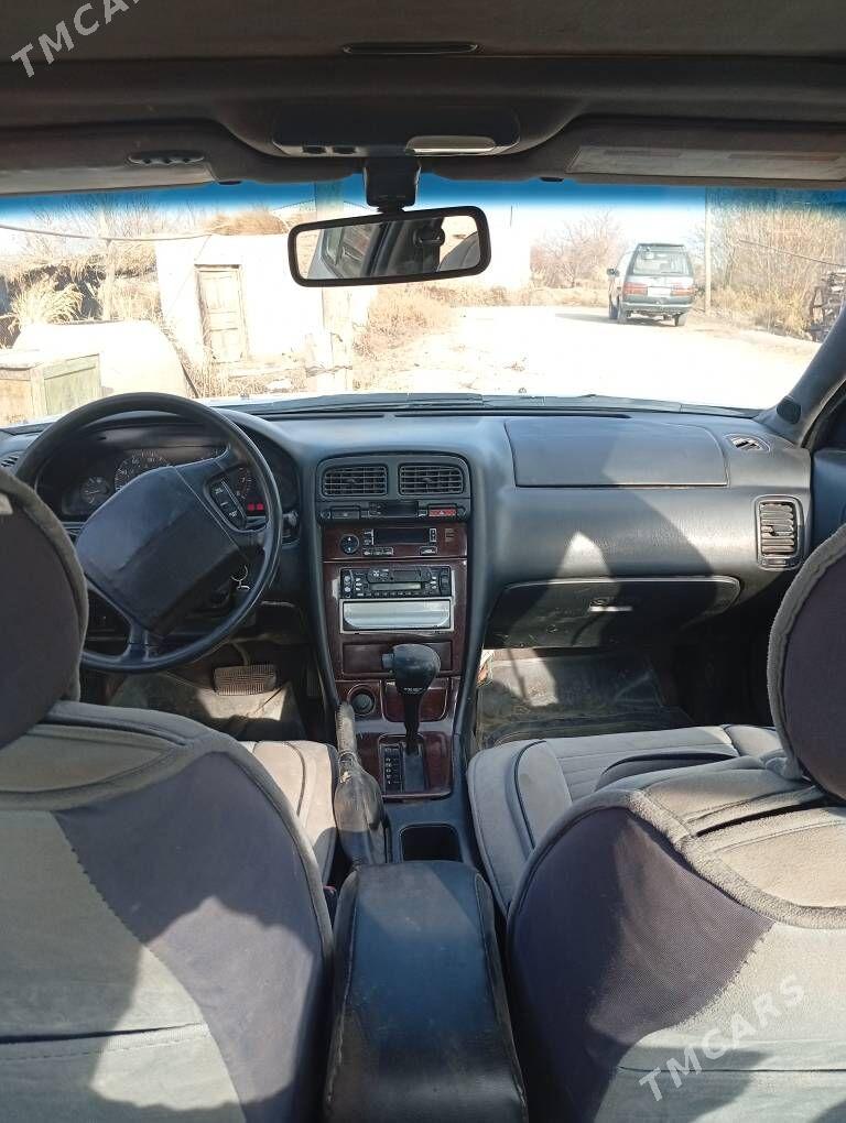 Infiniti I30 1998 - 50 000 TMT - Губадаг - img 2