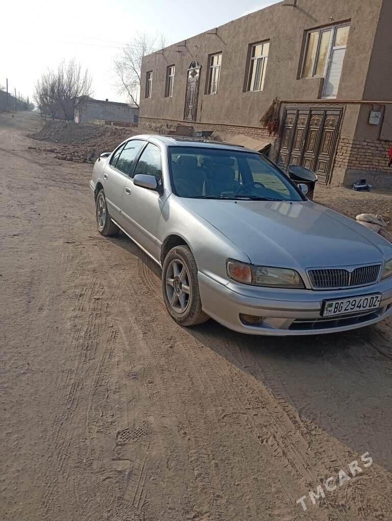 Infiniti I30 1998 - 50 000 TMT - Губадаг - img 1