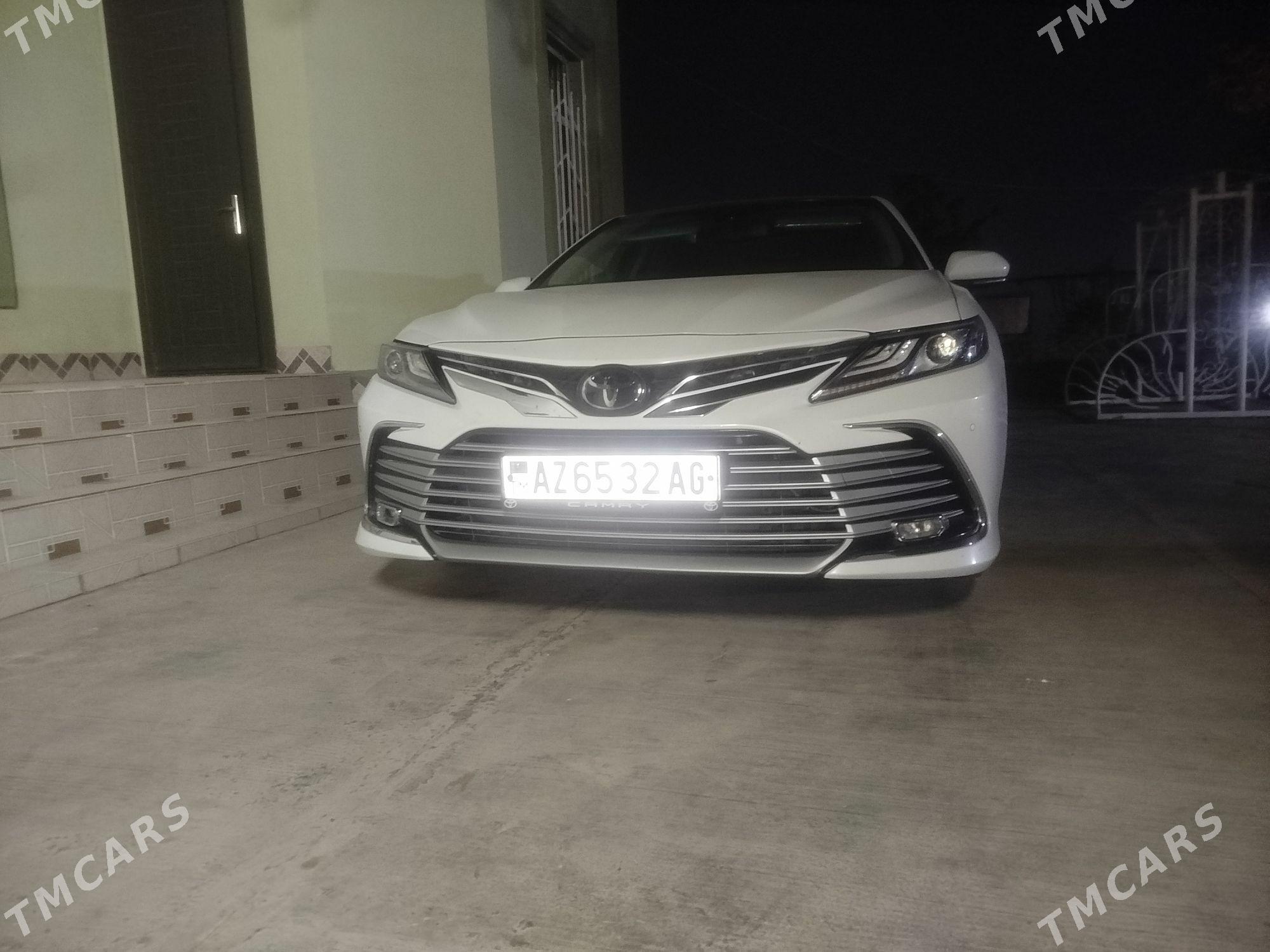 Toyota Camry 2021 - 500 000 TMT - Ашхабад - img 4