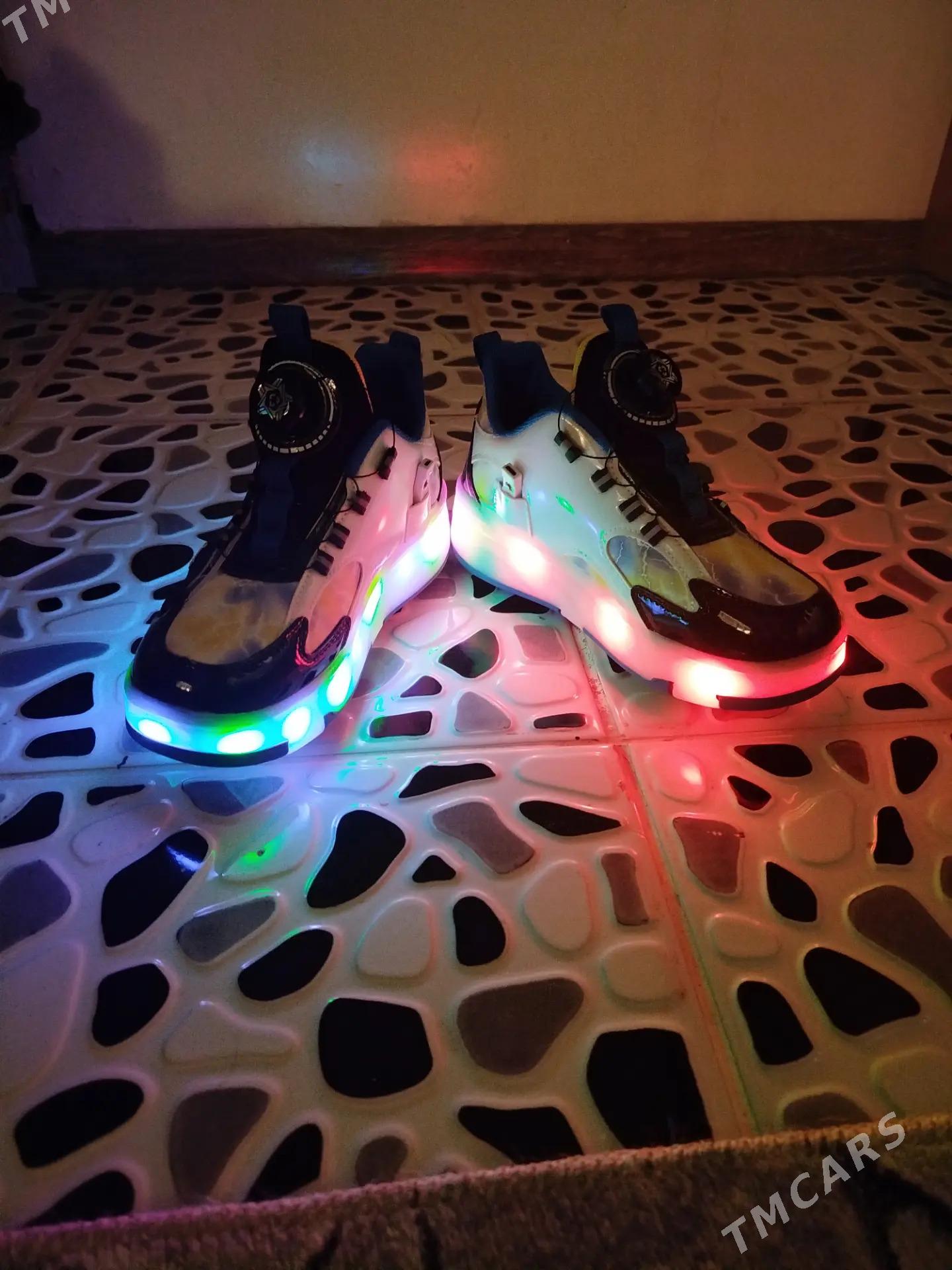 кросовки ролики - Hazar - img 4