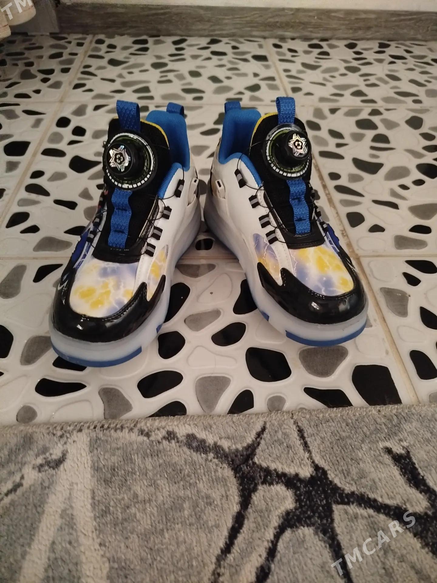 кросовки ролики - Hazar - img 3