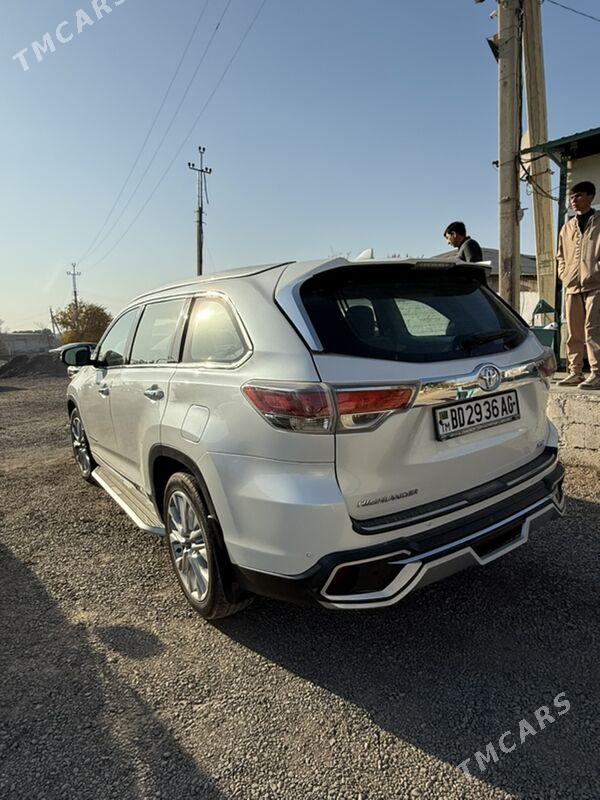 Toyota Highlander 2017 - 380 000 TMT - 10 мкр - img 4
