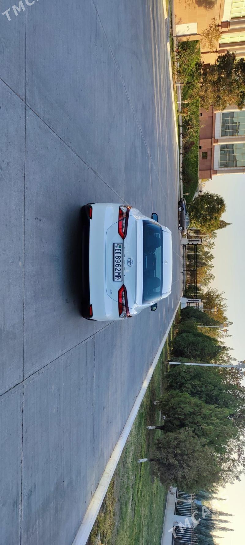 Toyota Camry 2021 - 360 000 TMT - Мары - img 4