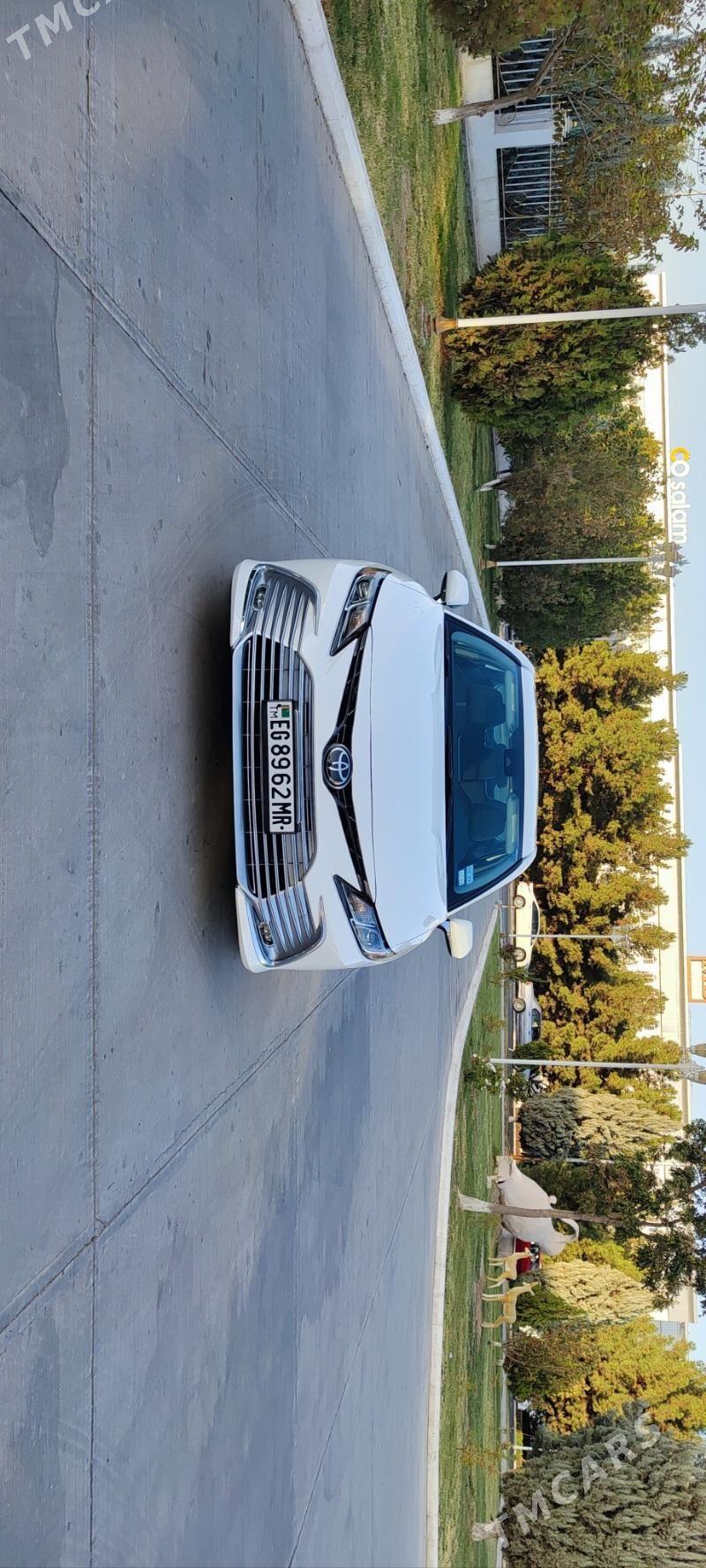 Toyota Camry 2021 - 360 000 TMT - Мары - img 3