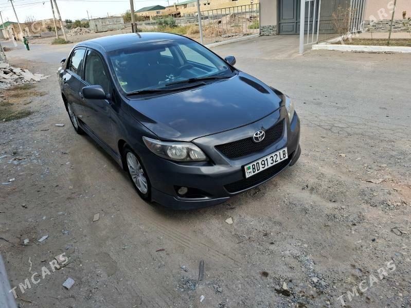 Toyota Corolla 2010 - 152 000 TMT - Туркменабат - img 2